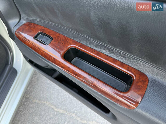 Серый Тойота Камри, объемом двигателя 2.4 л и пробегом 42 тыс. км за 10900 $, фото 107 на Automoto.ua