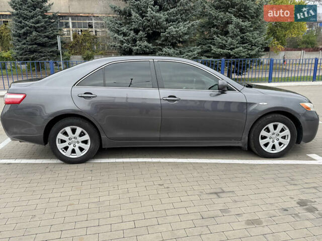 Тойота Камри 2006 в Прилуках на Automoto.ua Серый Тойота Камри, объемом двигателя 2.4 л и пробегом 340 тыс. км за 8000 $, фото 3 на Automoto.ua