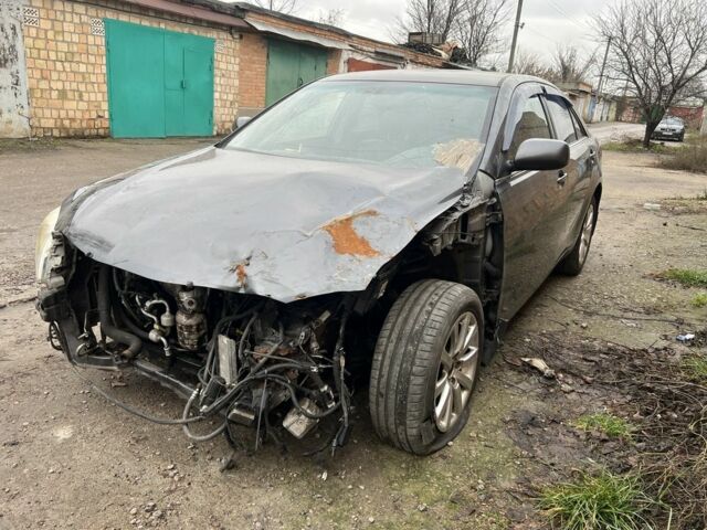 Серый Тойота Камри, объемом двигателя 3.5 л и пробегом 250 тыс. км за 4650 $, фото 5 на Automoto.ua