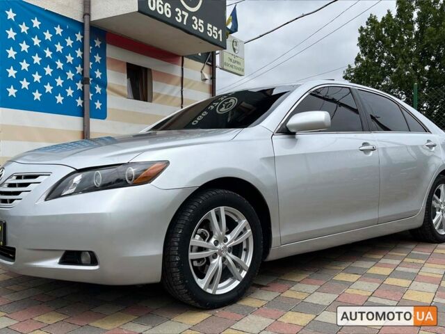 Серый Тойота Камри, объемом двигателя 3.5 л и пробегом 191 тыс. км за 9950 $, фото 2 на Automoto.ua