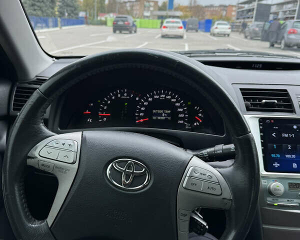 Тойота Камри 2006 в Прилуках на Automoto.ua Серый Тойота Камри, объемом двигателя 2.4 л и пробегом 340 тыс. км за 8000 $, фото 18 на Automoto.ua