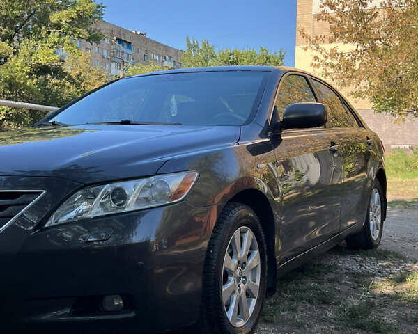 Серый Тойота Камри, объемом двигателя 3.5 л и пробегом 293 тыс. км за 7950 $, фото 13 на Automoto.ua