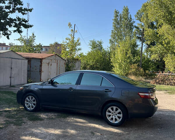 Серый Тойота Камри, объемом двигателя 3.5 л и пробегом 293 тыс. км за 7950 $, фото 4 на Automoto.ua
