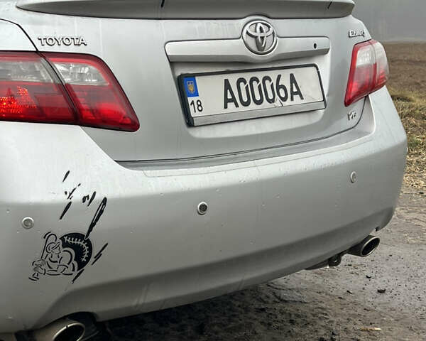 Сірий Тойота Камрі, об'ємом двигуна 3.46 л та пробігом 363 тис. км за 7999 $, фото 26 на Automoto.ua