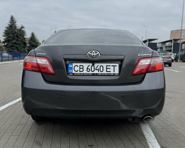 Тойота Камри 2006 в Прилуках на Automoto.ua Серый Тойота Камри, объемом двигателя 2.4 л и пробегом 340 тыс. км за 8000 $, фото 5 на Automoto.ua