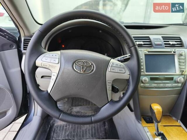 Серый Тойота Камри, объемом двигателя 3.5 л и пробегом 219 тыс. км за 8750 $, фото 10 на Automoto.ua