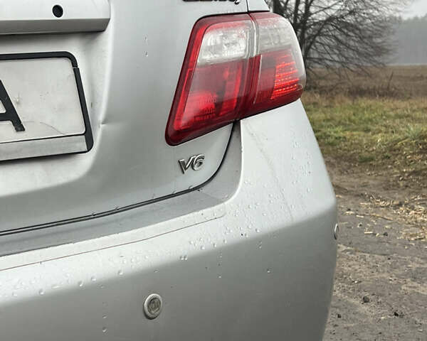 Сірий Тойота Камрі, об'ємом двигуна 3.46 л та пробігом 363 тис. км за 7999 $, фото 27 на Automoto.ua