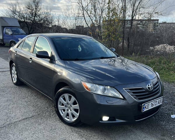 Серый Тойота Камри, объемом двигателя 3.5 л и пробегом 293 тыс. км за 7600 $, фото 16 на Automoto.ua