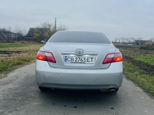 Сірий Тойота Камрі, об'ємом двигуна 2.4 л та пробігом 276 тис. км за 6500 $, фото 5 на Automoto.ua