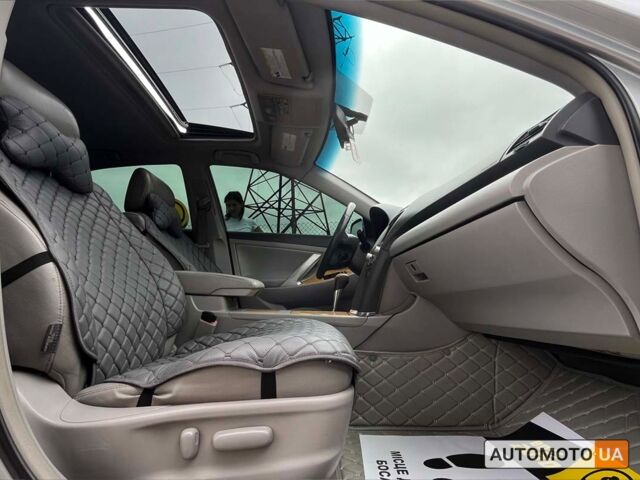 Серый Тойота Камри, объемом двигателя 3.5 л и пробегом 191 тыс. км за 9950 $, фото 22 на Automoto.ua