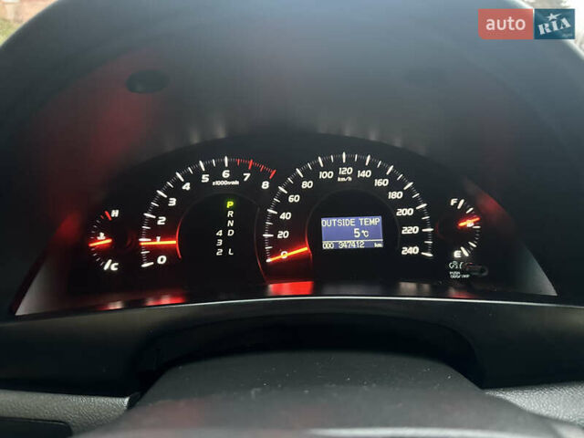 Сірий Тойота Камрі, об'ємом двигуна 2.4 л та пробігом 348 тис. км за 8000 $, фото 8 на Automoto.ua