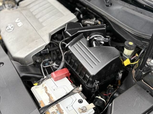 Серый Тойота Камри, объемом двигателя 3.5 л и пробегом 264 тыс. км за 9200 $, фото 20 на Automoto.ua