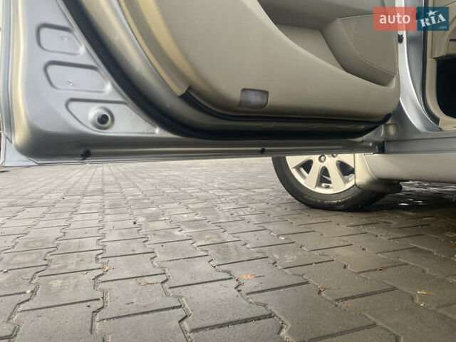 Тойота Камри 2006 в Полтаве на Automoto.ua Серый Тойота Камри, объемом двигателя 2.36 л и пробегом 147 тыс. км за 8700 $, фото 18 на Automoto.ua