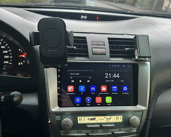 Сірий Тойота Камрі, об'ємом двигуна 2.4 л та пробігом 348 тис. км за 8000 $, фото 9 на Automoto.ua