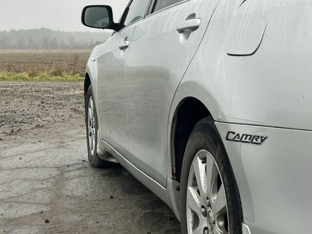 Сірий Тойота Камрі, об'ємом двигуна 3.5 л та пробігом 363 тис. км за 7999 $, фото 15 на Automoto.ua