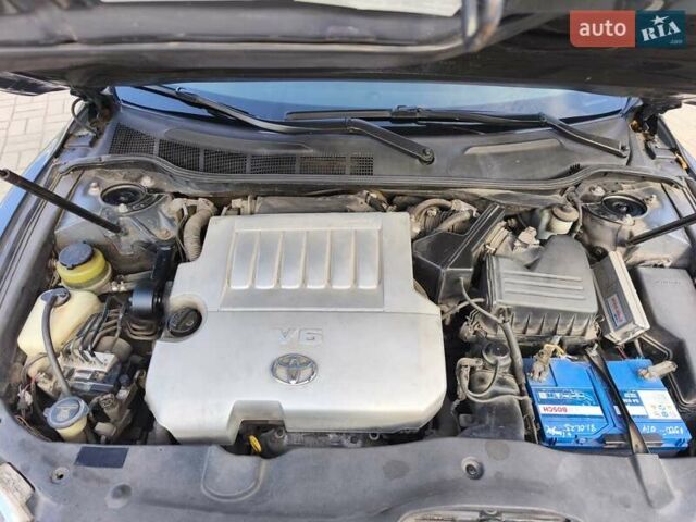 Серый Тойота Камри, объемом двигателя 3.5 л и пробегом 219 тыс. км за 8750 $, фото 22 на Automoto.ua