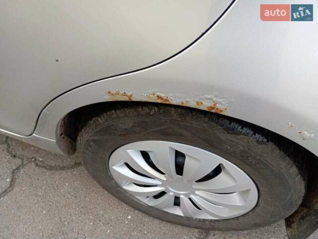 Серый Тойота Камри, объемом двигателя 3.5 л и пробегом 333 тыс. км за 5500 $, фото 24 на Automoto.ua