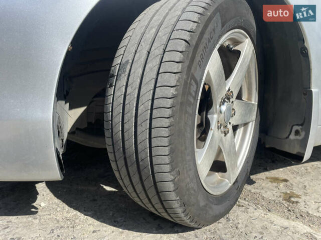 Серый Тойота Камри, объемом двигателя 3.5 л и пробегом 278 тыс. км за 8300 $, фото 8 на Automoto.ua