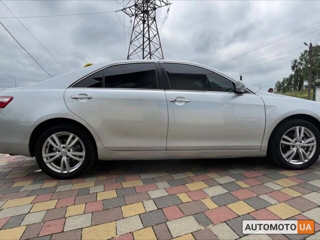 Серый Тойота Камри, объемом двигателя 3.5 л и пробегом 191 тыс. км за 9950 $, фото 6 на Automoto.ua