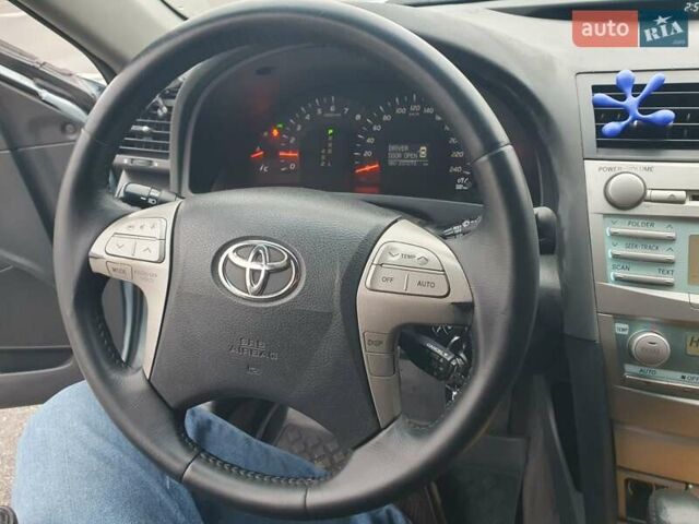 Сірий Тойота Камрі, об'ємом двигуна 2.4 л та пробігом 250 тис. км за 6500 $, фото 7 на Automoto.ua