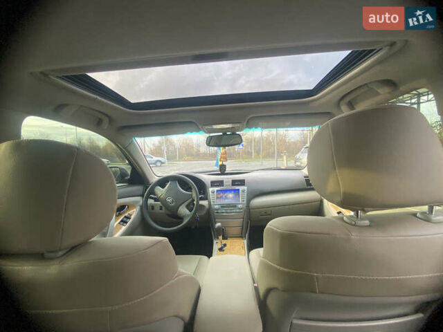 Тойота Камри 2006 в Полтаве на Automoto.ua Серый Тойота Камри, объемом двигателя 2.36 л и пробегом 147 тыс. км за 8700 $, фото 21 на Automoto.ua