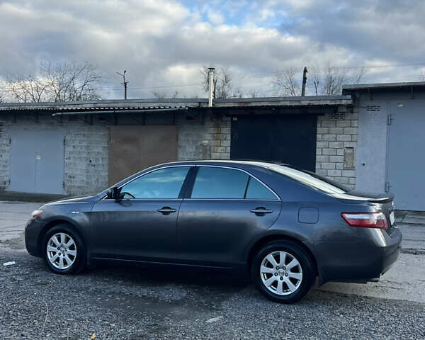 Серый Тойота Камри, объемом двигателя 3.5 л и пробегом 293 тыс. км за 7600 $, фото 13 на Automoto.ua