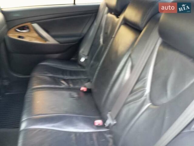 Серый Тойота Камри, объемом двигателя 3.5 л и пробегом 333 тыс. км за 5500 $, фото 1 на Automoto.ua