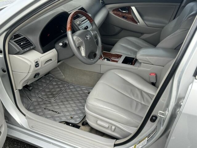 Тойота Камри 2006 в Днепре (Днепропетровске) на Automoto.ua Серый Тойота Камри, объемом двигателя 3.5 л и пробегом 220 тыс. км за 8500 $, фото 6 на Automoto.ua