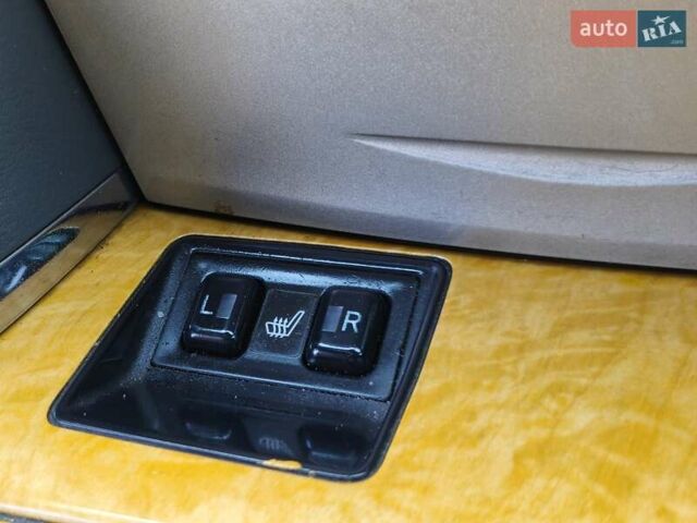 Серый Тойота Камри, объемом двигателя 3.5 л и пробегом 219 тыс. км за 8750 $, фото 12 на Automoto.ua