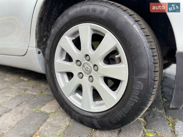 Сірий Тойота Камрі, об'ємом двигуна 2.36 л та пробігом 307 тис. км за 7200 $, фото 12 на Automoto.ua