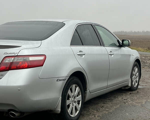 Сірий Тойота Камрі, об'ємом двигуна 3.46 л та пробігом 363 тис. км за 7999 $, фото 18 на Automoto.ua