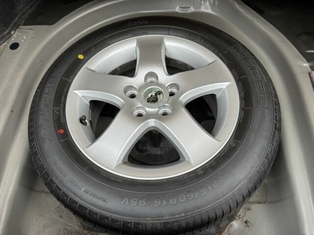 Серый Тойота Камри, объемом двигателя 3 л и пробегом 208 тыс. км за 8999 $, фото 7 на Automoto.ua