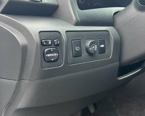 Сірий Тойота Камрі, об'ємом двигуна 3.46 л та пробігом 363 тис. км за 7999 $, фото 47 на Automoto.ua