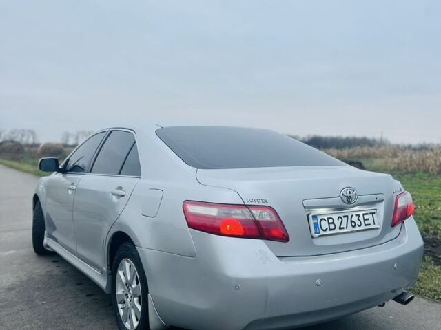 Сірий Тойота Камрі, об'ємом двигуна 2.4 л та пробігом 276 тис. км за 6500 $, фото 2 на Automoto.ua