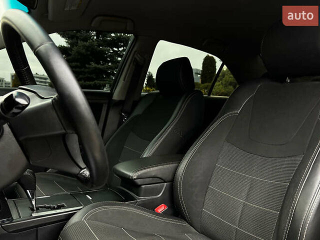 Серый Тойота Камри, объемом двигателя 2.36 л и пробегом 358 тыс. км за 7200 $, фото 8 на Automoto.ua