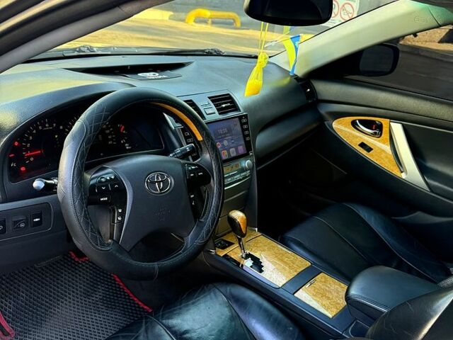 Сірий Тойота Камрі, об'ємом двигуна 3.5 л та пробігом 199 тис. км за 7350 $, фото 2 на Automoto.ua