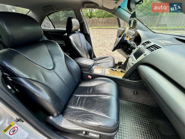 Сірий Тойота Камрі, об'ємом двигуна 3.5 л та пробігом 246 тис. км за 8300 $, фото 15 на Automoto.ua