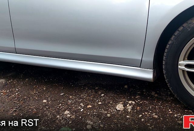 Серый Тойота Камри, объемом двигателя 3.5 л и пробегом 282 тыс. км за 8000 $, фото 3 на Automoto.ua