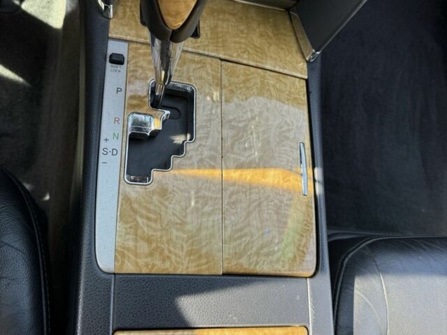 Серый Тойота Камри, объемом двигателя 3.5 л и пробегом 250 тыс. км за 4650 $, фото 9 на Automoto.ua