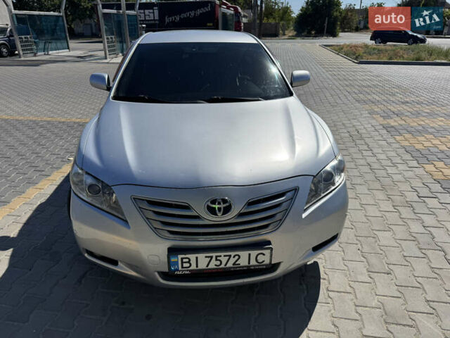 Серый Тойота Камри, объемом двигателя 2.36 л и пробегом 208 тыс. км за 7300 $, фото 12 на Automoto.ua