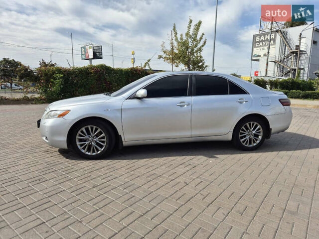 Серый Тойота Камри, объемом двигателя 3.46 л и пробегом 305 тыс. км за 8500 $, фото 9 на Automoto.ua