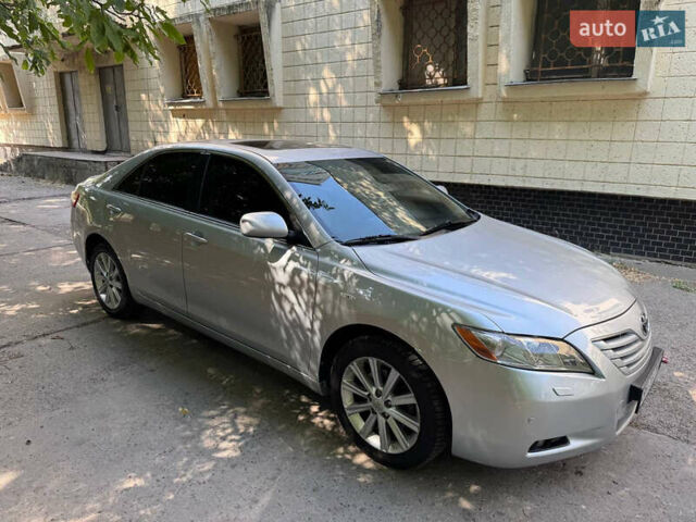 Сірий Тойота Камрі, об'ємом двигуна 2.36 л та пробігом 294 тис. км за 8700 $, фото 9 на Automoto.ua