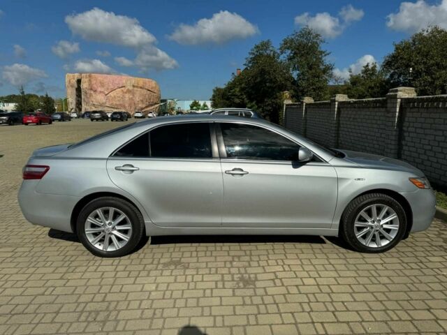 Серый Тойота Камри, объемом двигателя 2.4 л и пробегом 294 тыс. км за 8500 $, фото 8 на Automoto.ua