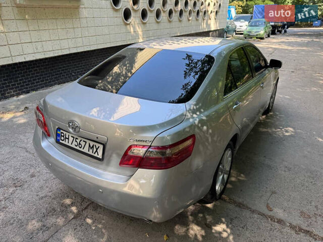 Сірий Тойота Камрі, об'ємом двигуна 2.36 л та пробігом 294 тис. км за 8700 $, фото 13 на Automoto.ua