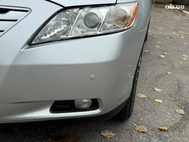 Серый Тойота Камри, объемом двигателя 2.4 л и пробегом 225 тыс. км за 7490 $, фото 8 на Automoto.ua