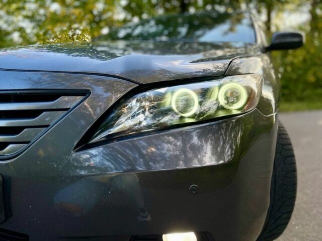 Серый Тойота Камри, объемом двигателя 3.5 л и пробегом 340 тыс. км за 7900 $, фото 20 на Automoto.ua