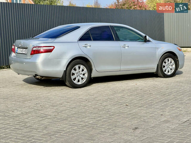 Серый Тойота Камри, объемом двигателя 2.36 л и пробегом 221 тыс. км за 7999 $, фото 19 на Automoto.ua