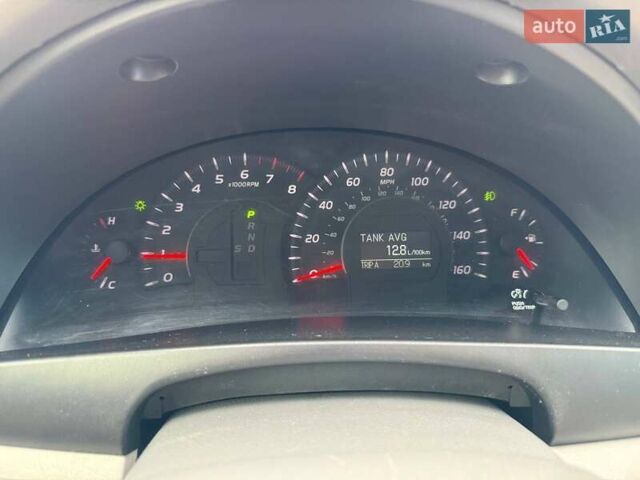 Серый Тойота Камри, объемом двигателя 3.46 л и пробегом 285 тыс. км за 8690 $, фото 19 на Automoto.ua