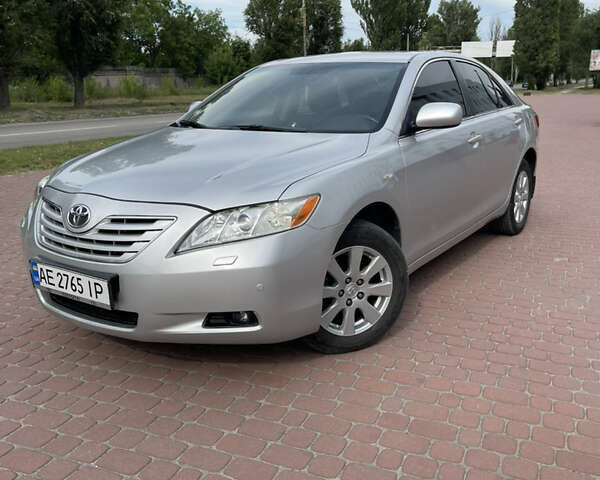 Сірий Тойота Камрі, об'ємом двигуна 3.5 л та пробігом 332 тис. км за 8700 $, фото 4 на Automoto.ua