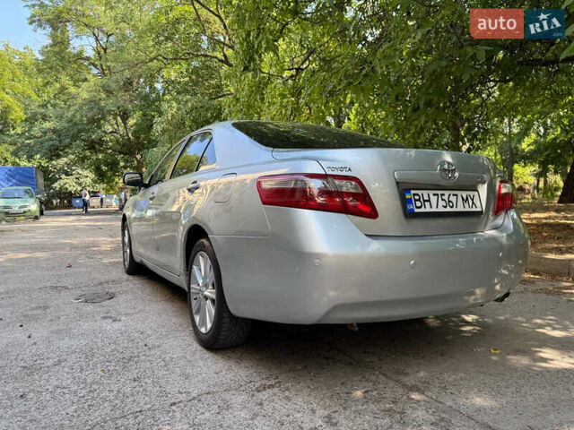 Сірий Тойота Камрі, об'ємом двигуна 2.36 л та пробігом 294 тис. км за 8700 $, фото 20 на Automoto.ua